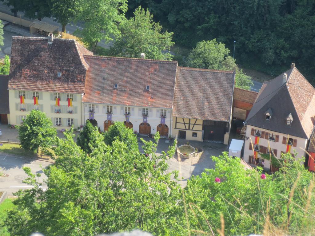 Ferrette La Maison Des Fontaines D'Alsace מראה חיצוני תמונה