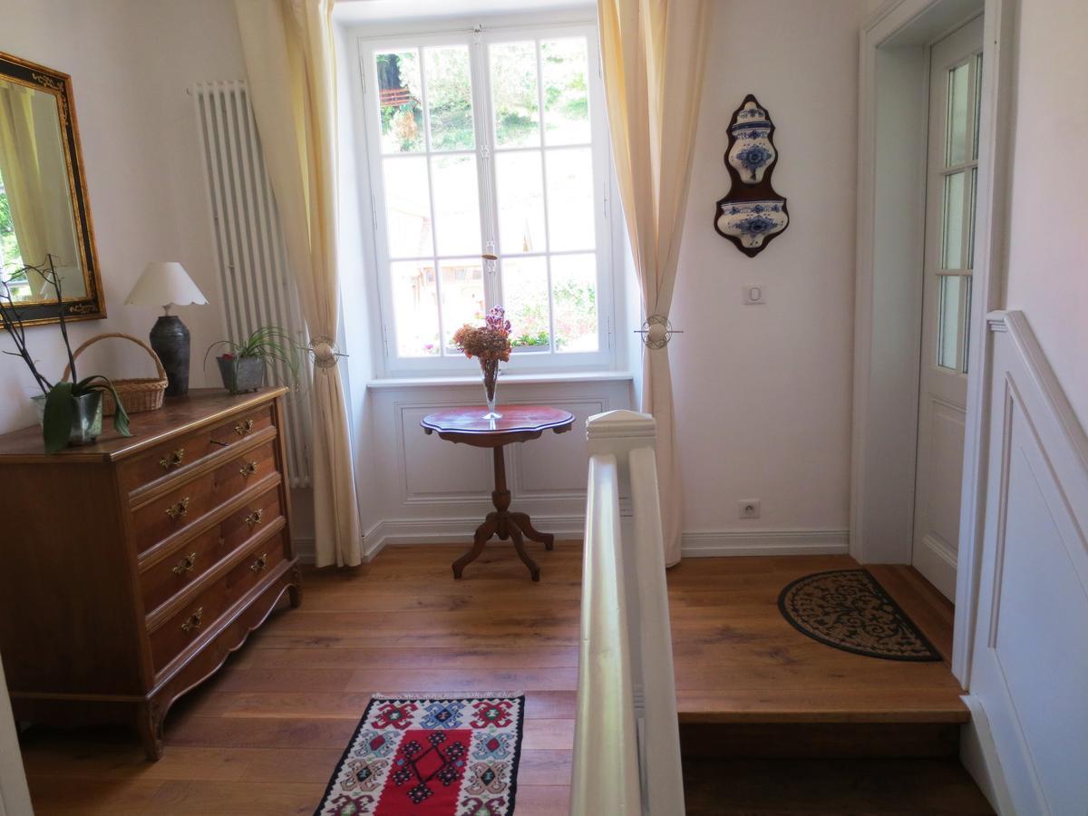 Ferrette La Maison Des Fontaines D'Alsace מראה חיצוני תמונה